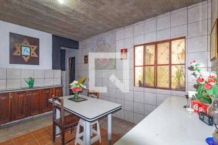 Sala de casa à venda com 4 quartos, 175m² em Estância Velha, Canoas