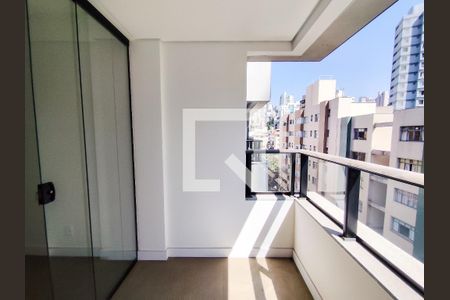 Varanda de apartamento à venda com 2 quartos, 63m² em Santo Antônio, Belo Horizonte