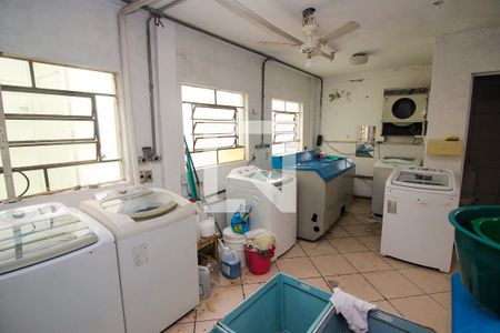 Apartamento para alugar com 40m², 1 quarto e 1 vaga Apartamento para alugar com 40m², 1 quarto e 1 vagaLavanderia