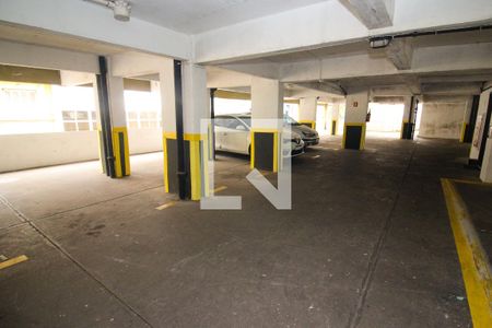 Apartamento para alugar com 30m², 1 quarto e 1 vaga Apartamento para alugar com 30m², 1 quarto e 1 vagaGaragem