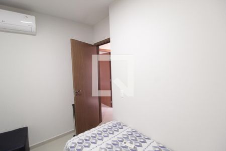 Quarto 1 de apartamento para alugar com 2 quartos, 60m² em Morumbi, Uberlândia