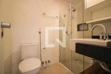 Banheiro de apartamento para alugar com 1 quarto, 43m² em Jardim Paulista, São Paulo