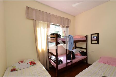 Quarto2 de casa à venda com 3 quartos, 400m² em Santa Efigênia, Belo Horizonte