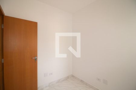 Quarto 2 de apartamento para alugar com 2 quartos, 42m² em Vila Nivi, São Paulo