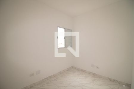 Quarto 1 de apartamento para alugar com 2 quartos, 42m² em Vila Nivi, São Paulo