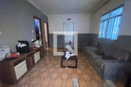 Sala de casa para alugar com 2 quartos, 220m² em Centro, Duque de Caxias