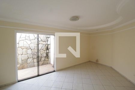 Sala 2 de casa para alugar com 4 quartos, 201m² em Santa Mônica, Uberlândia