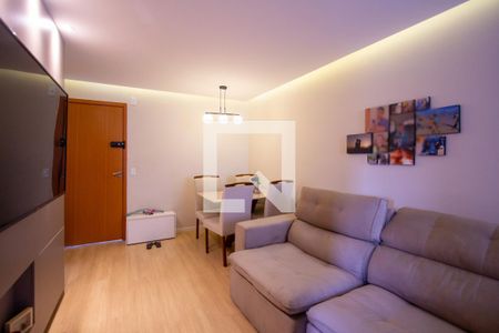 Sala de apartamento para alugar com 2 quartos, 47m² em Tribobó, São Gonçalo