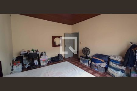 Quarto de casa à venda com 3 quartos, 255m² em Bonfim, Osasco