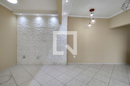 Sala de apartamento para alugar com 2 quartos, 92m² em Guilhermina, Praia Grande