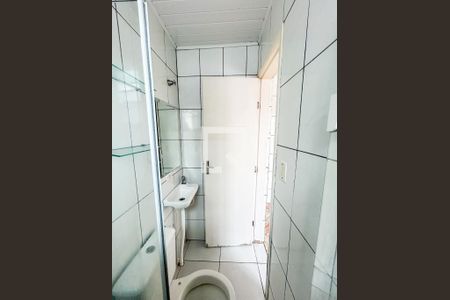 Banheiro de casa de condomínio para alugar com 1 quarto, 40m² em Vila Constancia, São Paulo