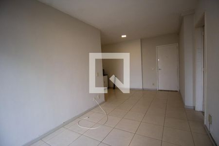 Sala de apartamento à venda com 2 quartos, 58m² em Barra da Tijuca, Rio de Janeiro