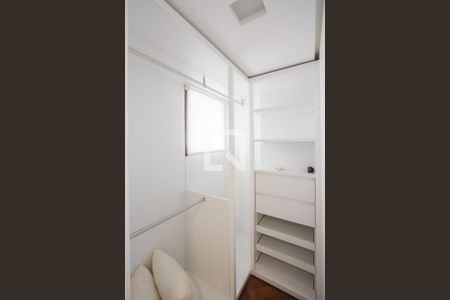 Closet Suíte 1 de apartamento à venda com 3 quartos, 630m² em Vila Cruzeiro, São Paulo