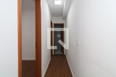 Corredor de apartamento à venda com 2 quartos, 46m² em Jardim Maria Luiza, Osasco