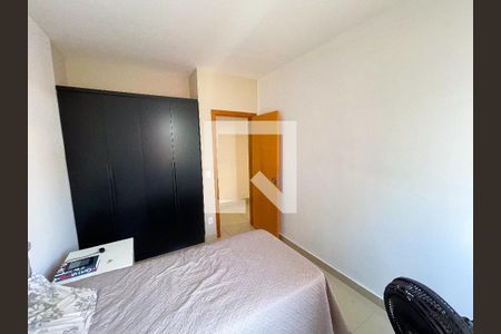 quarto 2 de apartamento para alugar com 2 quartos, 65m² em Jardim Riacho das Pedras, Contagem