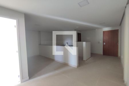 Sala de apartamento para alugar com 2 quartos, 65m² em Jacarepaguá, Rio de Janeiro