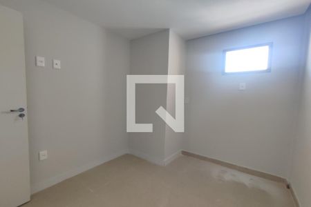 Quarto 1 de apartamento para alugar com 2 quartos, 65m² em Jacarepaguá, Rio de Janeiro