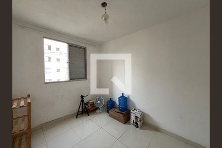 Quarto de apartamento para alugar com 2 quartos, 47m² em Parque Santa Rosa, Suzano