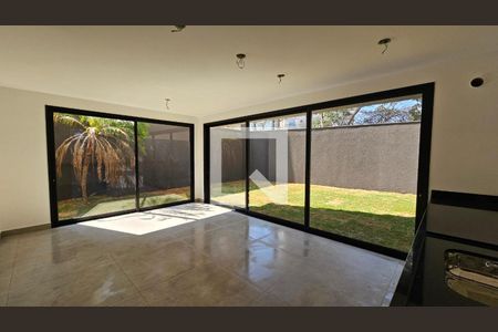 Foto 33 de casa à venda com 4 quartos, 350m² em Jardim Panorama, São Paulo