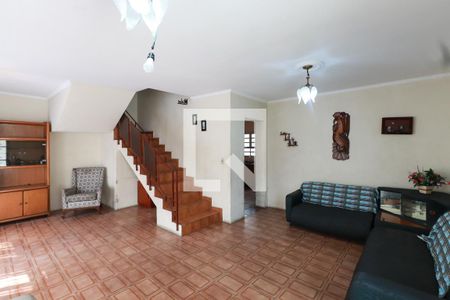 Sala de casa à venda com 3 quartos, 133m² em Vila Carrão, São Paulo