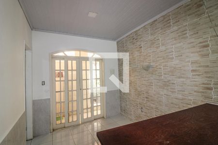 Sala de casa para alugar com 1 quarto, 40m² em Vargem Pequena, Rio de Janeiro