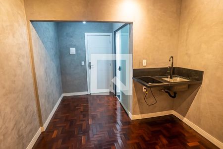 Quarto/Cozinha de kitnet/studio para alugar com 1 quarto, 32m² em Centro, Rio de Janeiro