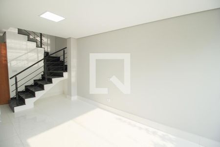 Sala de casa à venda com 2 quartos, 107m² em Vila Diva (zona Leste), São Paulo