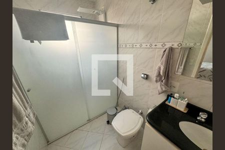 Casa à venda com 3 quartos, 205m² em Vila Fiat Lux, São Paulo