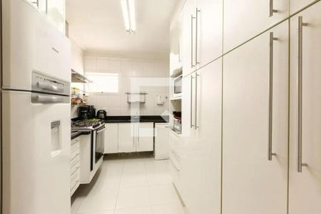 Apartamento à venda com 3 quartos, 178m² em Itaim Bibi, São Paulo