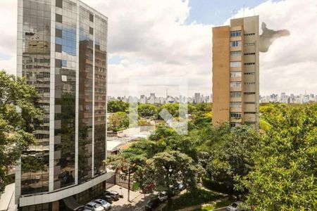 Apartamento à venda com 3 quartos, 178m² em Itaim Bibi, São Paulo