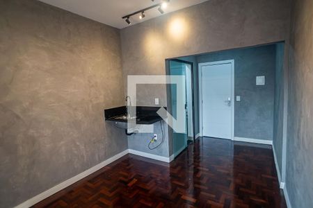 Cozinha de kitnet/studio para alugar com 1 quarto, 32m² em Centro, Rio de Janeiro