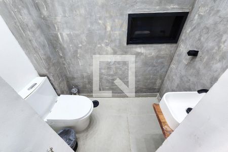 Banheiro de kitnet/studio para alugar com 1 quarto, 32m² em Centro, Rio de Janeiro