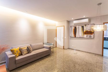 Sala de apartamento para alugar com 3 quartos, 97m² em Santa Efigênia, Belo Horizonte