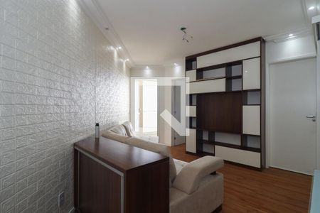 Sala de apartamento para alugar com 2 quartos, 50m² em Jardim Monte Alegre, Taboão da Serra