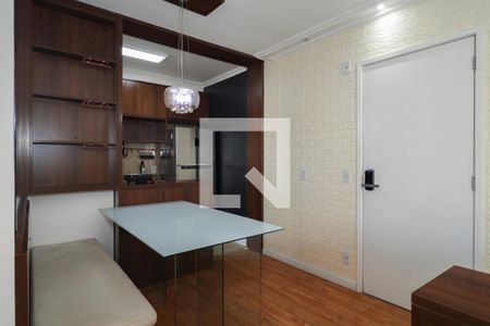 Sala de apartamento para alugar com 2 quartos, 50m² em Jardim Monte Alegre, Taboão da Serra