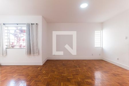 Sala de casa para alugar com 3 quartos, 250m² em Centro, Mogi das Cruzes