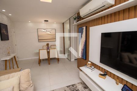 Sala de apartamento para alugar com 2 quartos, 85m² em Barra Olímpica, Rio de Janeiro