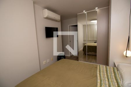 Quarto 1 de apartamento para alugar com 2 quartos, 85m² em Barra Olímpica, Rio de Janeiro