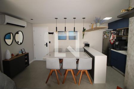 Sala / Cozinha de apartamento à venda com 2 quartos, 54m² em Vila Ester (zona Norte), São Paulo