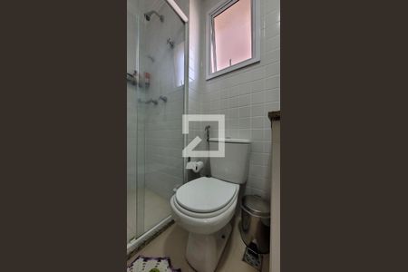 Banheiro de apartamento para alugar com 2 quartos, 75m² em Campestre, Santo André