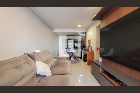 Sala de apartamento para alugar com 2 quartos, 75m² em Campestre, Santo André