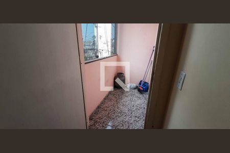 Sacada de casa à venda com 2 quartos, 99m² em Padroeira, Osasco