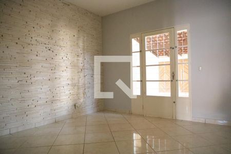 Sala de casa para alugar com 3 quartos, 220m² em Residencial Recanto do Bosque, Goiânia