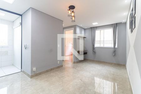 Sala de apartamento para alugar com 2 quartos, 41m² em Jardim Sao Saverio, São Paulo