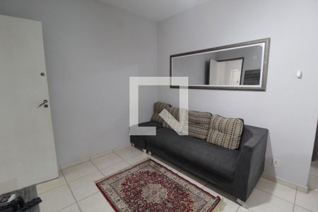 Sala de apartamento para alugar com 2 quartos, 45m² em Gávea, Uberlândia