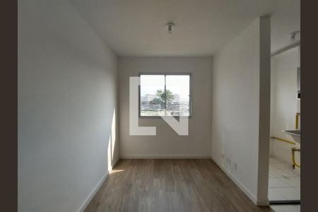 Sala de apartamento para alugar com 2 quartos, 36m² em Parque Alves de Lima, São Paulo