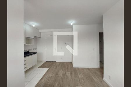 Sala de apartamento para alugar com 2 quartos, 36m² em Parque Alves de Lima, São Paulo