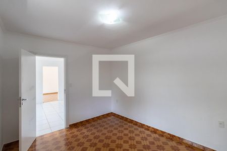 Quarto 2 de casa para alugar com 2 quartos, 100m² em Vila Ré, São Paulo