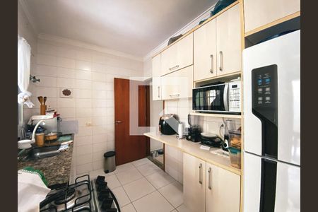 Cozinha de casa à venda com 3 quartos, 110m² em Jardim Odete, São Paulo