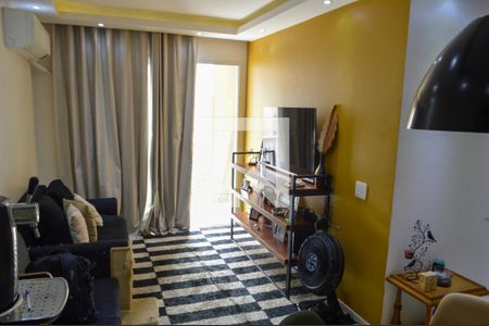 Sala de apartamento para alugar com 3 quartos, 69m² em Taquara, Rio de Janeiro